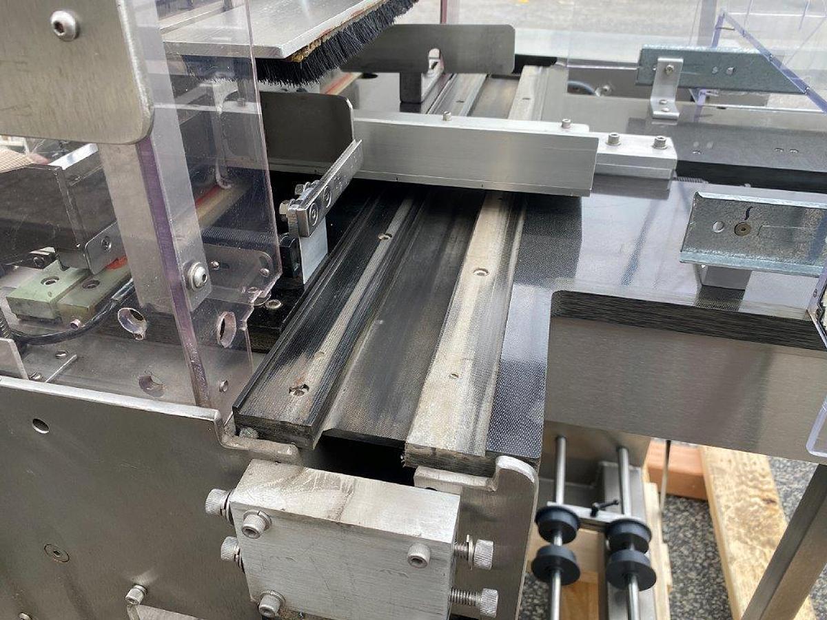 Used OMEGA SL-18 Shrink Bundler & Heat Tunnel
