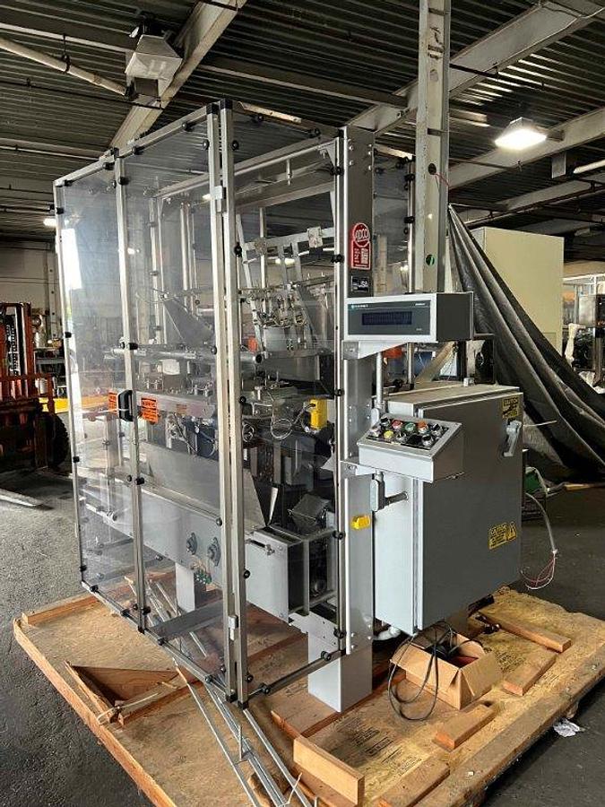 Used ADCO AF25-2-EC Dual-Mandrel Carton Former