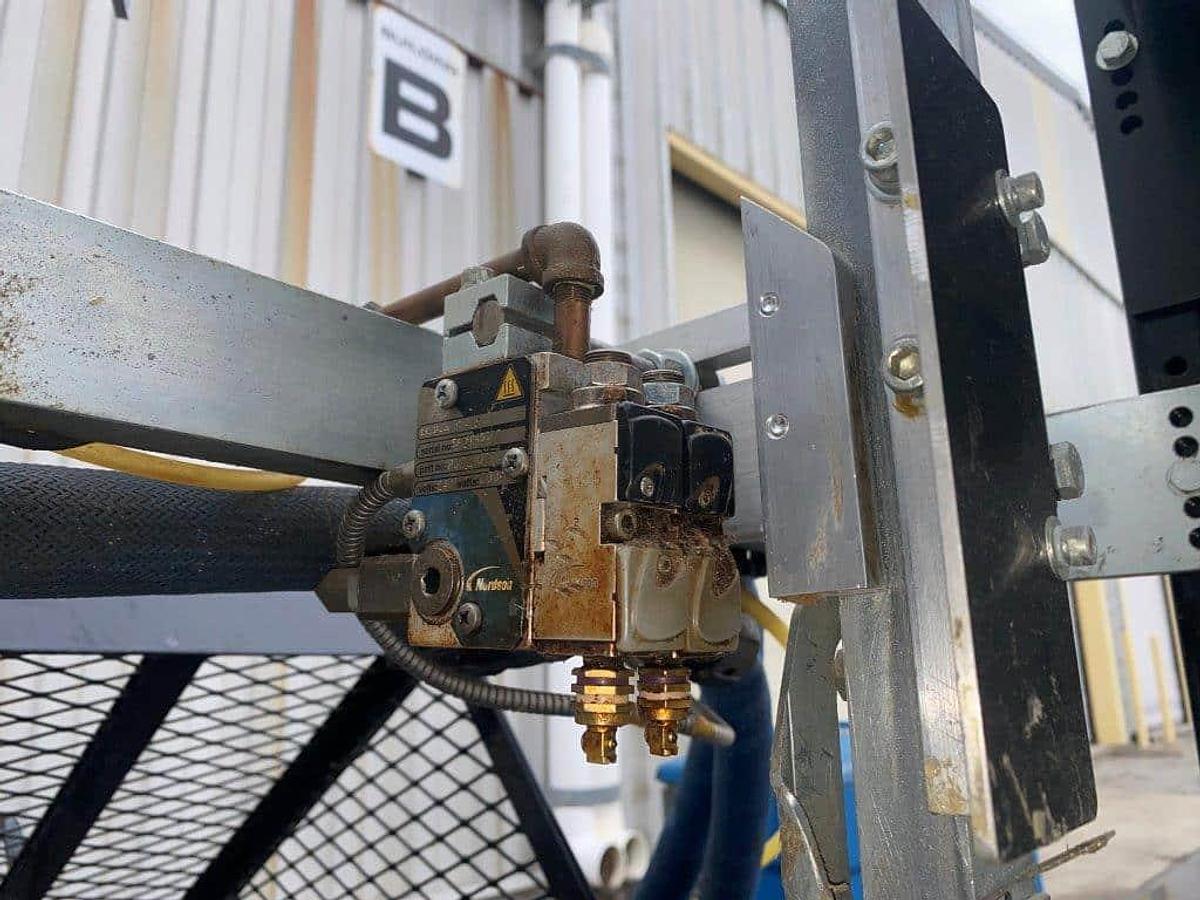 Used Plemons 3000200 Tray Former