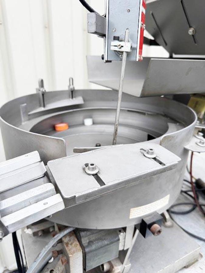 Used SureKap 6-Spindle Inline Screw Capper with Hopper