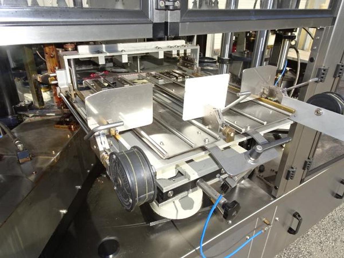 Used P.E. Labellers Futura S Cut & Stack Hot Melt Labeler