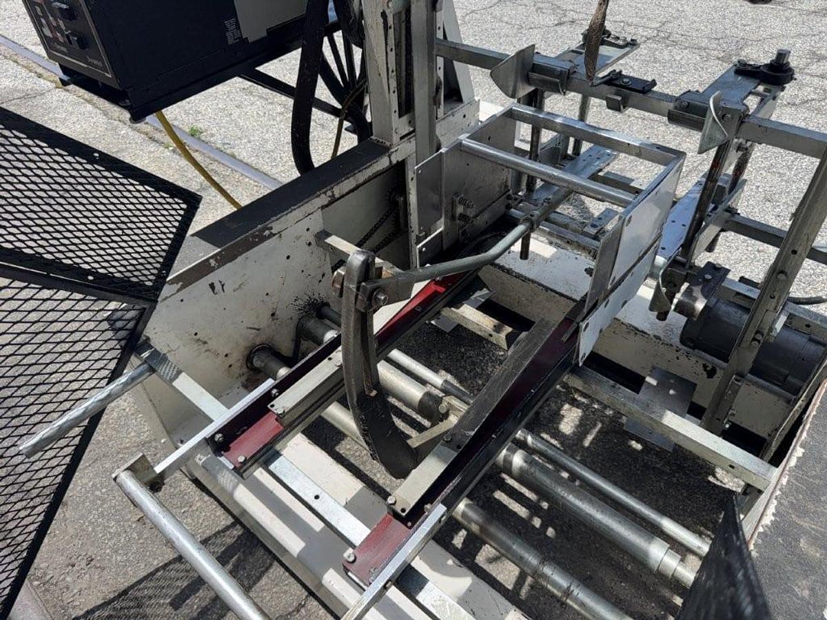 Used SWF 1T4 Tray Former