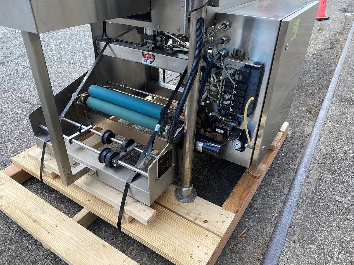 Used OMEGA SL-18 Shrink Bundler & Heat Tunnel