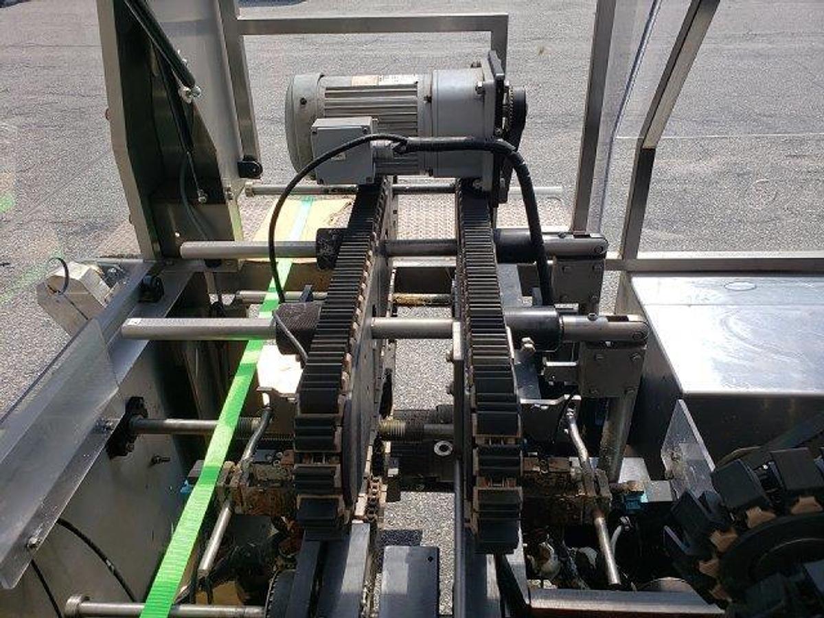 Used Bradman Lake Compact R Tri-Seal Carton Closer