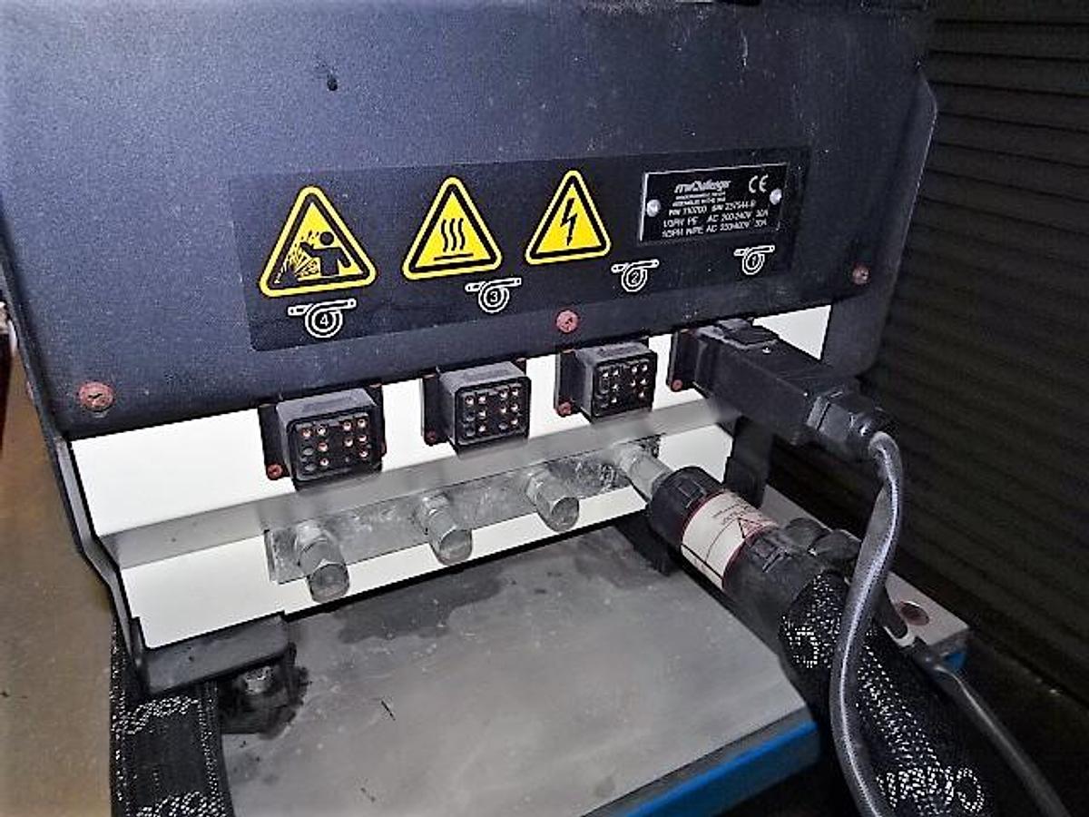 Used ITW Dynatec Challenger Quattro Glue Tank with Manual Glue Gun