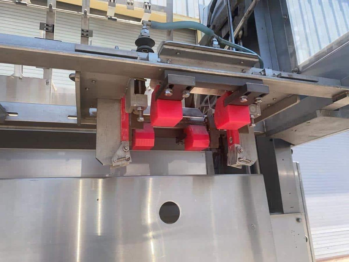 Used Bradman Lake HS 2/60 Carton Former