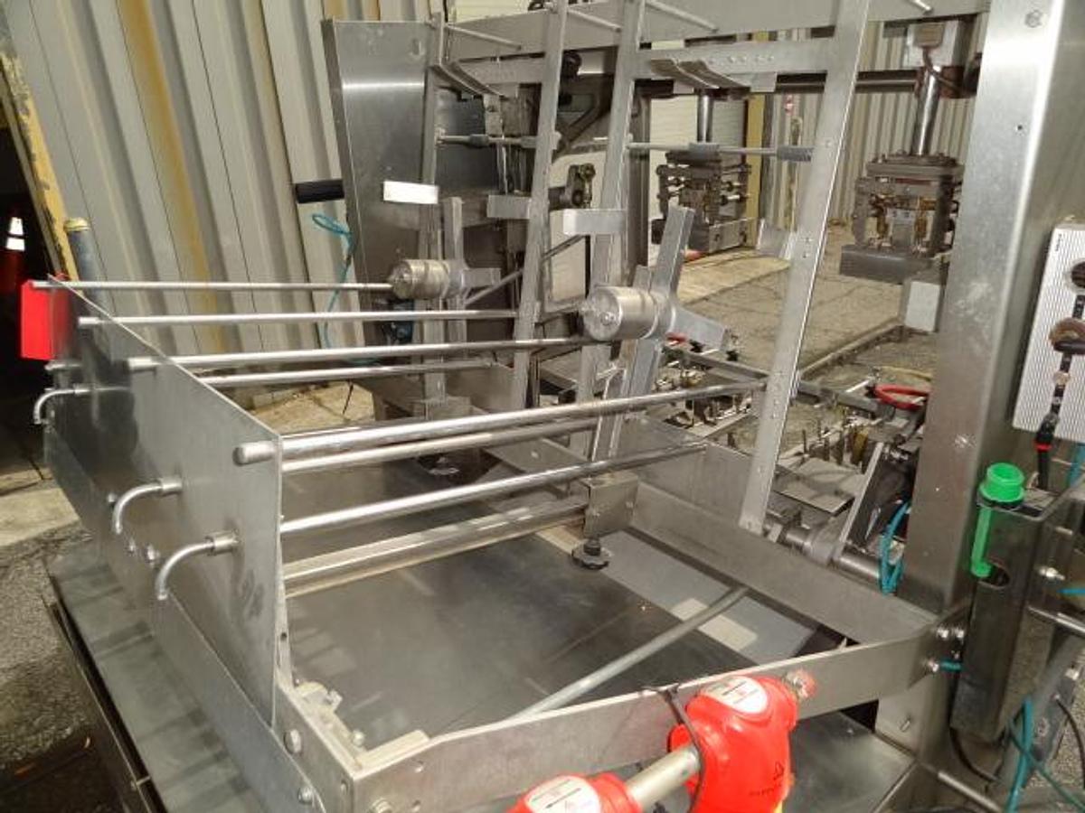 Used Bradman Lake XS2-60 Dual Mandrel Tray Former