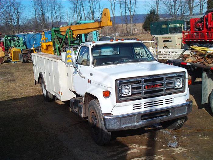 Used 1984 Cyclone Pump Hoist Rig