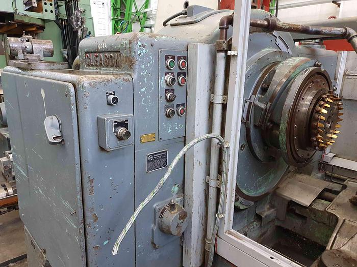 Usato DENTATRICE SGROSSATRICE PER CONICI SPIROIDALI GLEASON 116” R