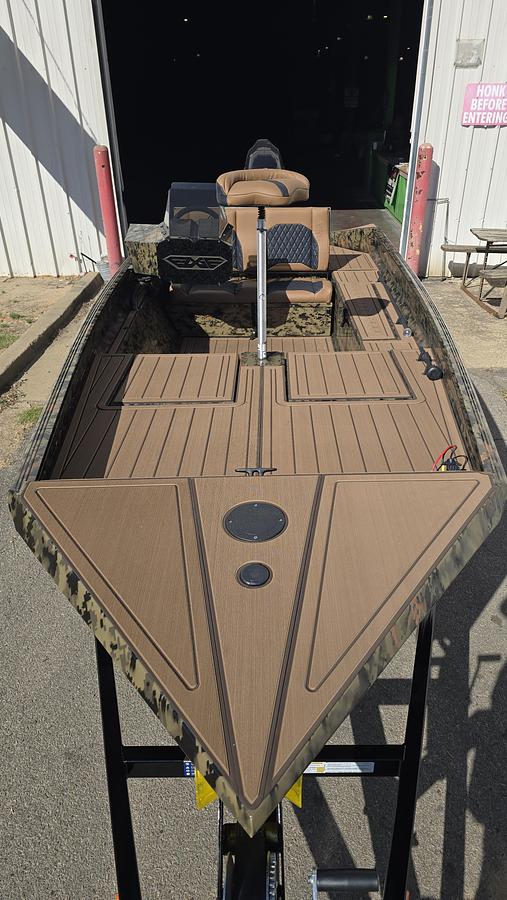EDGE 756 SC Tohatsu 60 package