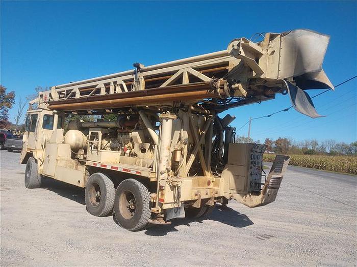 Used 1995 Ingersoll-Rand T4W Drill Rig