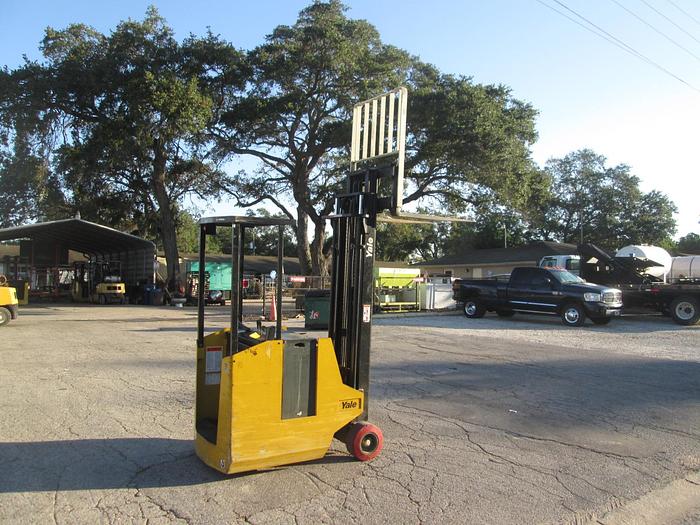 Used Yale ESC030 3,000 lb. Electric Docker forklift