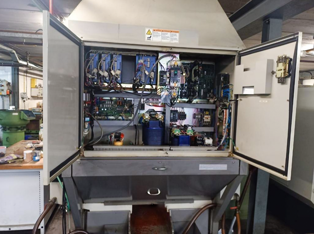 Used Brother TC-325 - Vertical Machining Center - 1997