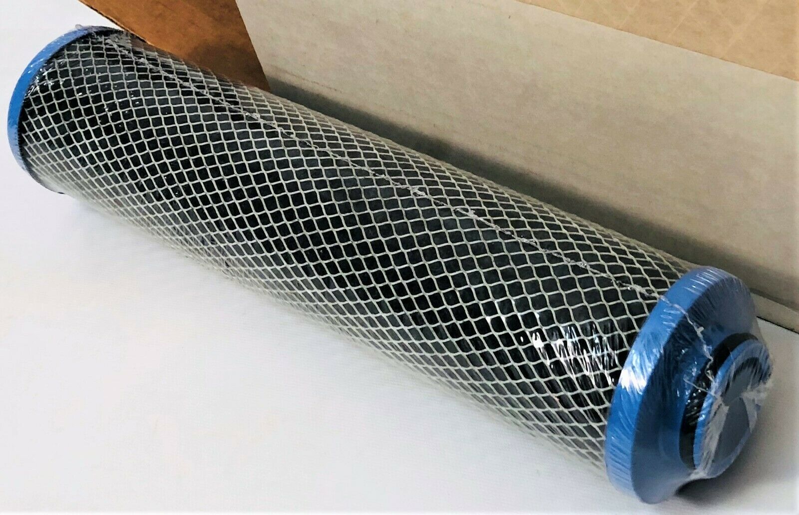 New open box Millipore CDFC01204 Super-C Carbon Cartridge (Box of 4)