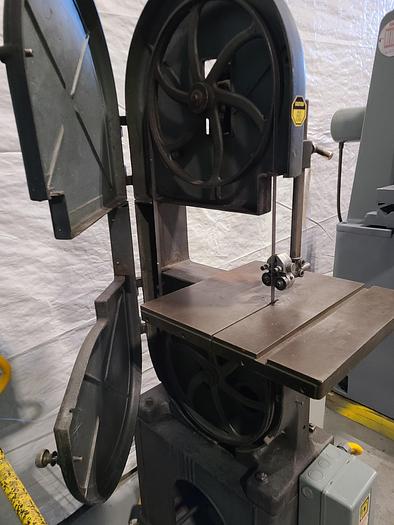 Used Walker-Turner Metal Band Saw