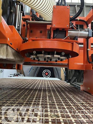 Used Omnitech Selexx PAL 5x10 CNC Router