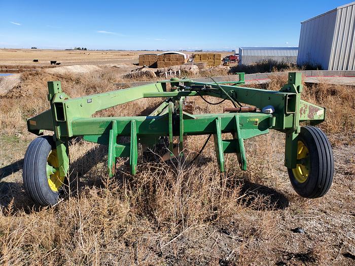 Used John Deere 965 Switch Plow - 8 Bottom