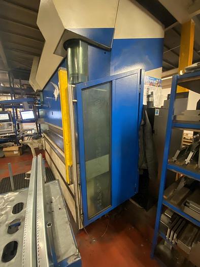Used 2003 Trumpf TrumaBend V230 CNC Pressbrake