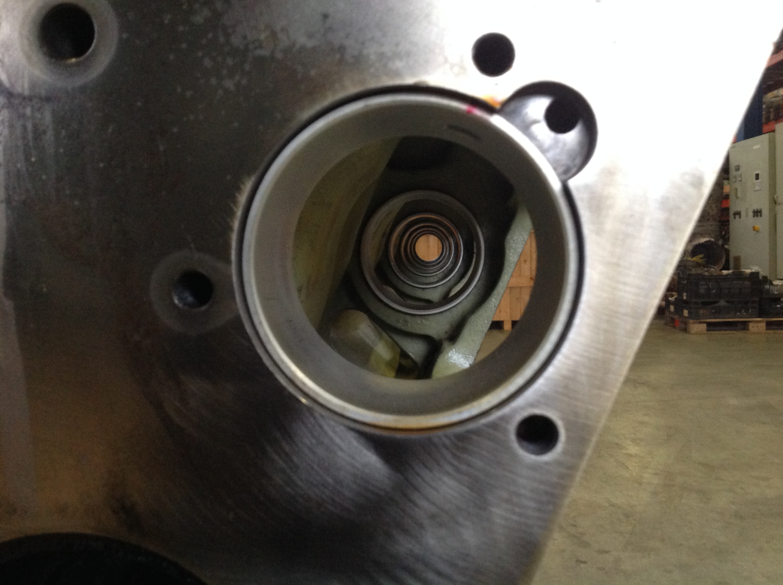 Used CYLINDER BLOCK DEUTZ SBV12M628