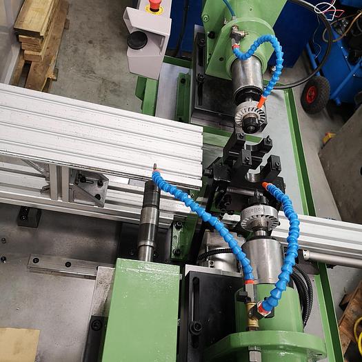 Used 1993 UNIOR TWIN FILLS BOHRER DRILLING-TAPING