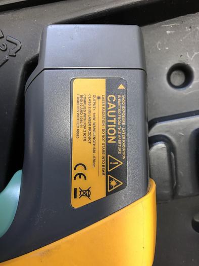 Used FLUKE 561 IR THERMOMETER