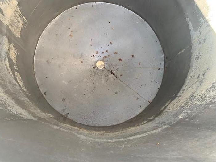 Used 500 Gallon Vertical Stainless Steel Tank