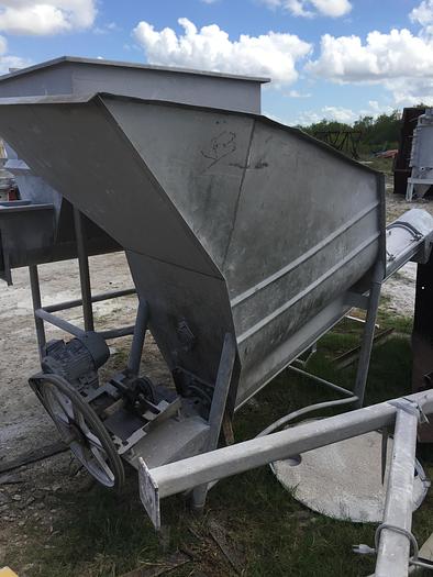 Used Hopper, 100 CF, S/st, Dims, Screw Discharge #S741179