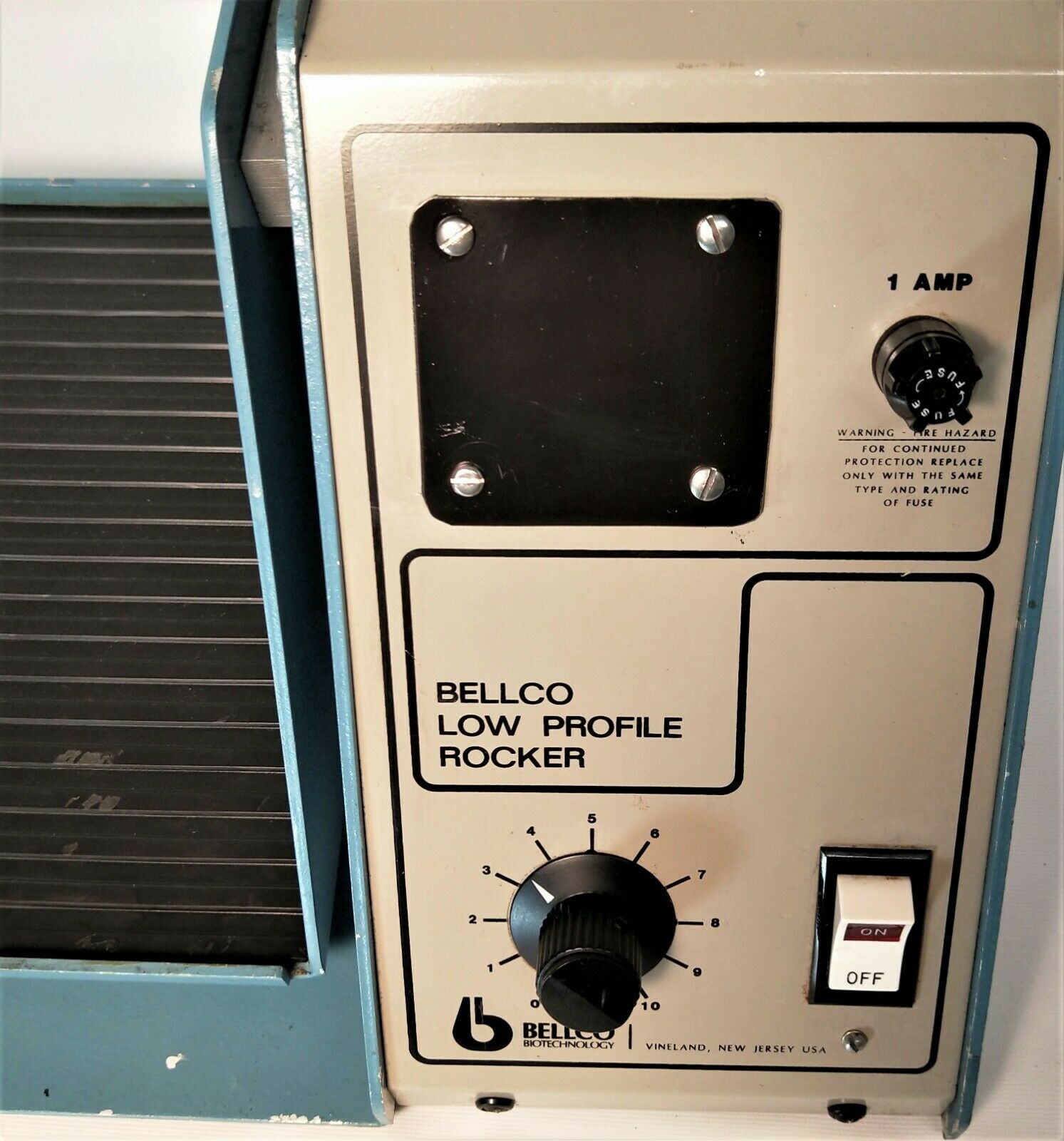 Used Bellco 7739-10013 Low Profile Rocking Shaker