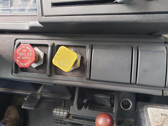 Used Don't miss! 2001 GMC 7500 w/ Telsta T40C Pro Cable Placer Bucket Truck