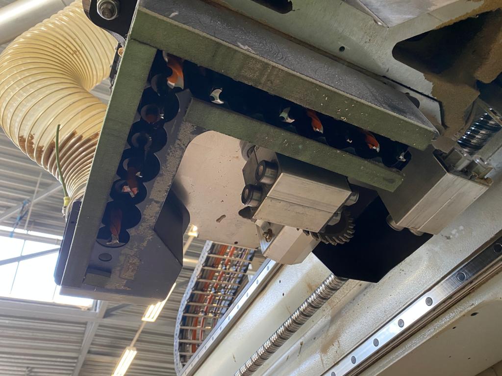 Gebruikt 2009 BIESSE Rover B7.40 R FT