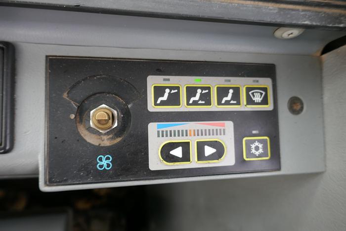 Used 2006 VOLVO ECR88