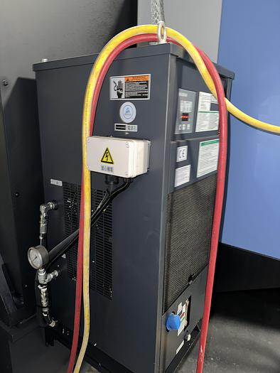 Used 2021 DOOSAN DNM 5700 4-Axis CNC Vertical Machining Center