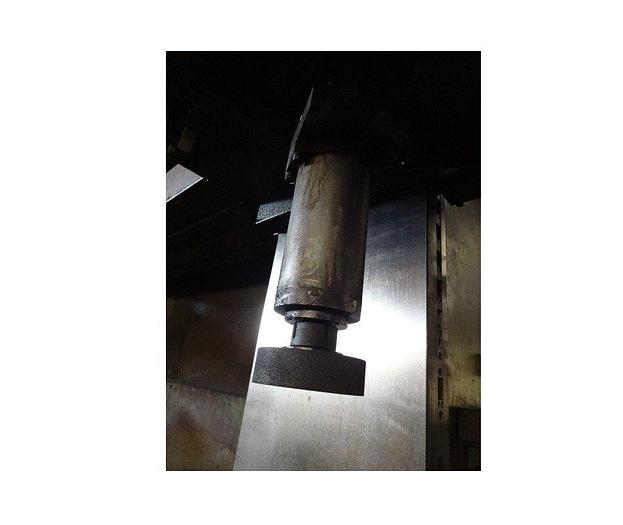 D'occasion Tour vertical CN Pietro CARNAGHI AC 20