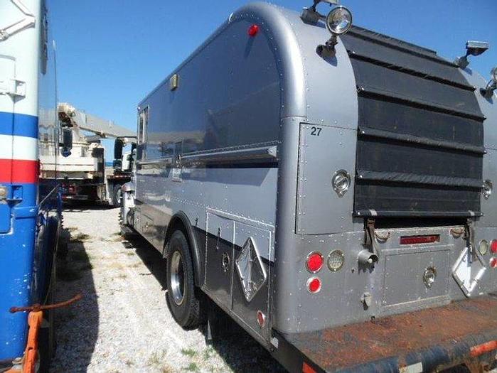 Used 2006 International Custom bodies wireline