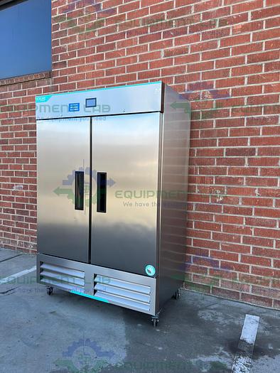 Used Norlake  NSWDF492SSS/0A White Dimond Series Auto Defrost Freezer 25°C, 49 CU. FT.