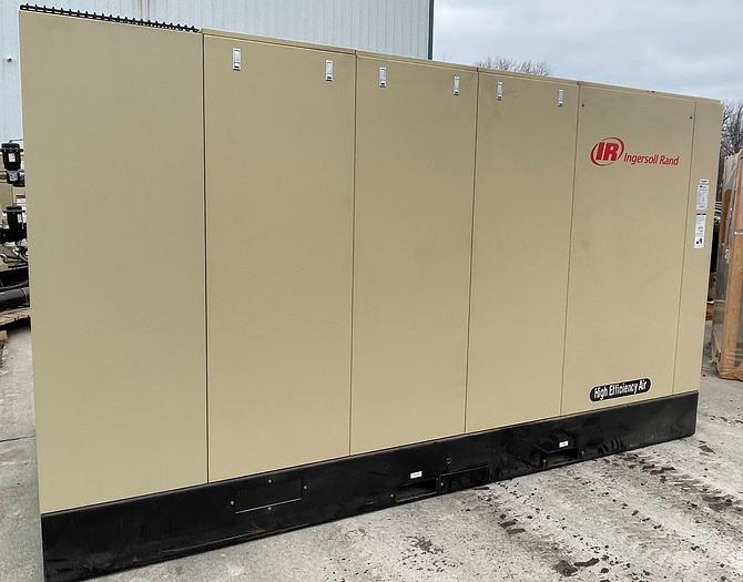 Used 300 HP INGERSOLL RAND MODEL SSR-XFE300-2S SCREW COMPRESSOR NEW NEVER USED