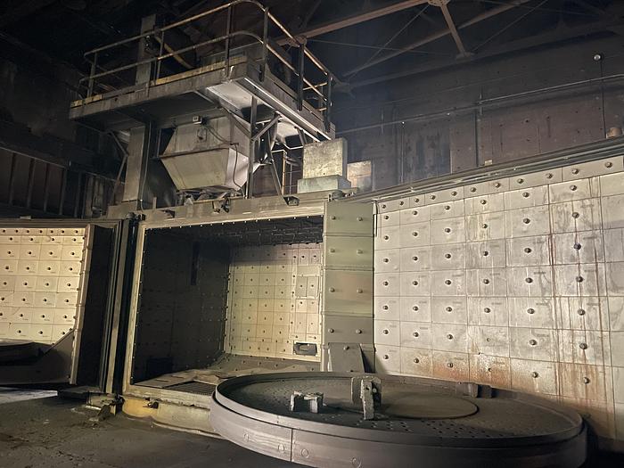 Used 1981 PANGBORN 8-LN 8' DOUBLE DOOR SWING TABLE