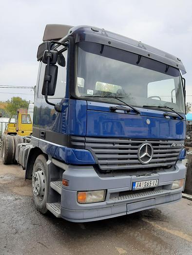 Gebruikt 1999 MERCEDES BENZ 2540 6x2 chassis, 3 pedals , spring in the front
