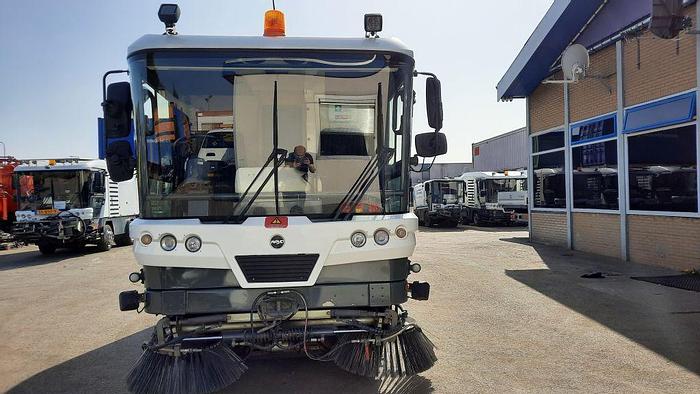 Gebruikt 2009 RAVO 540 STH