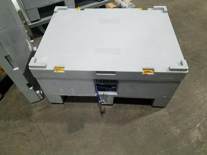 Used STD Plastic Pallet tanks Folding Sides Heavy Duty gaylord boxes with covers