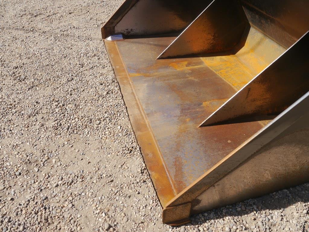 Used Merlo Bucket