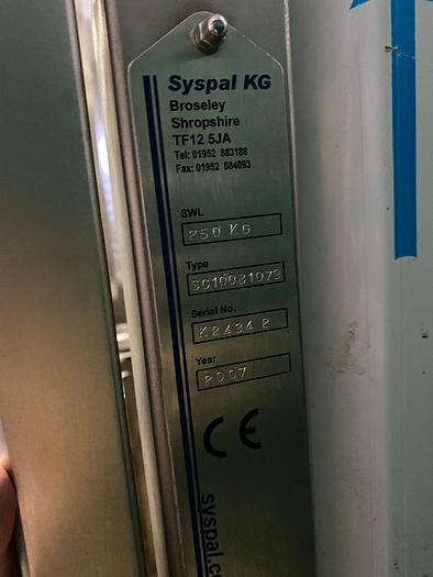 Used 2007 Syspal Tote bin lifter