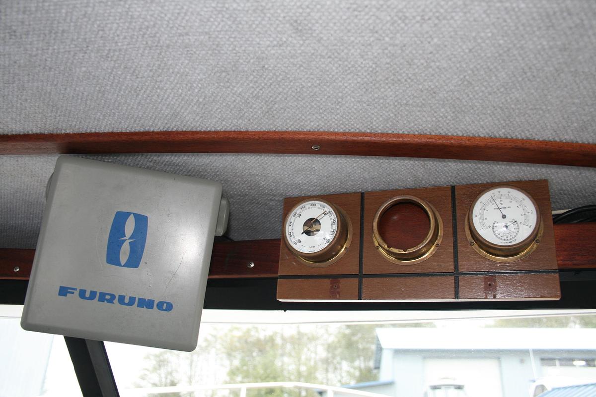 Used 1991 Olympic 23' Runabout