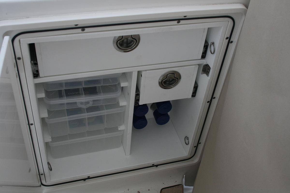 Used 2021 Pursuit OS 325 Offshore