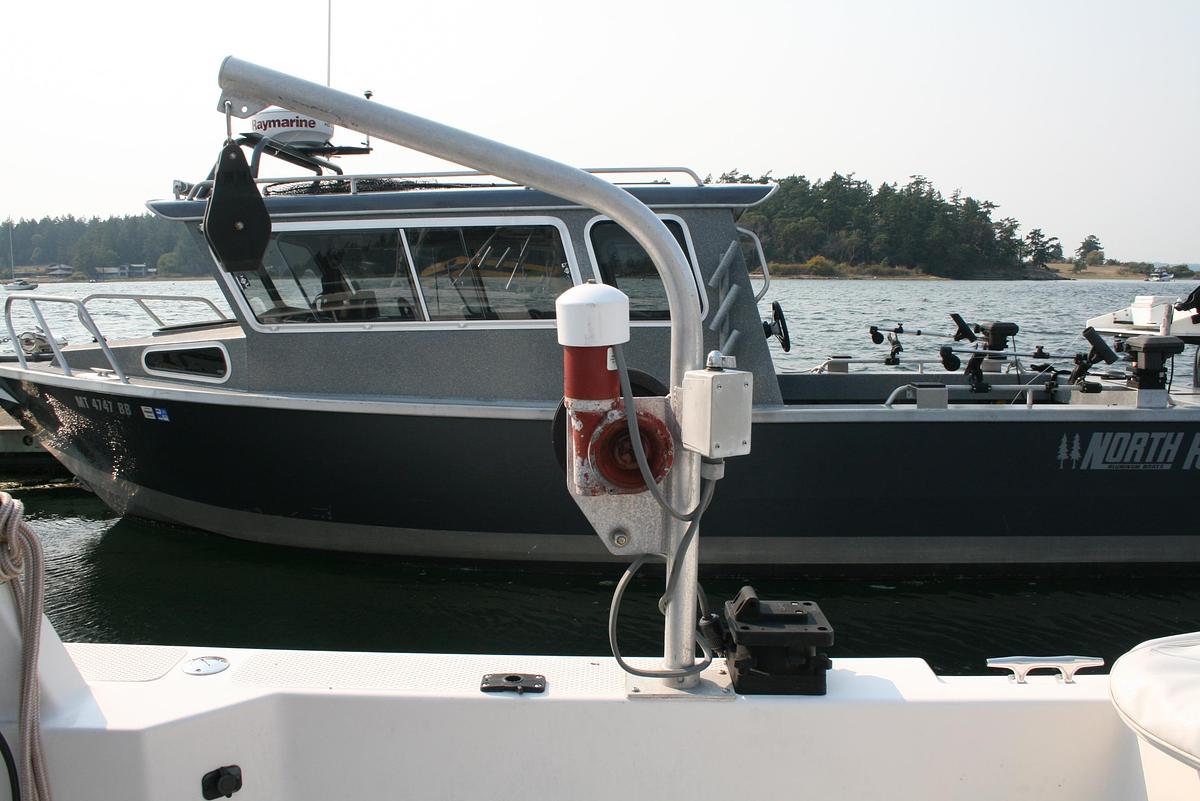 Used 2001 SeaSport 2400 Explorer