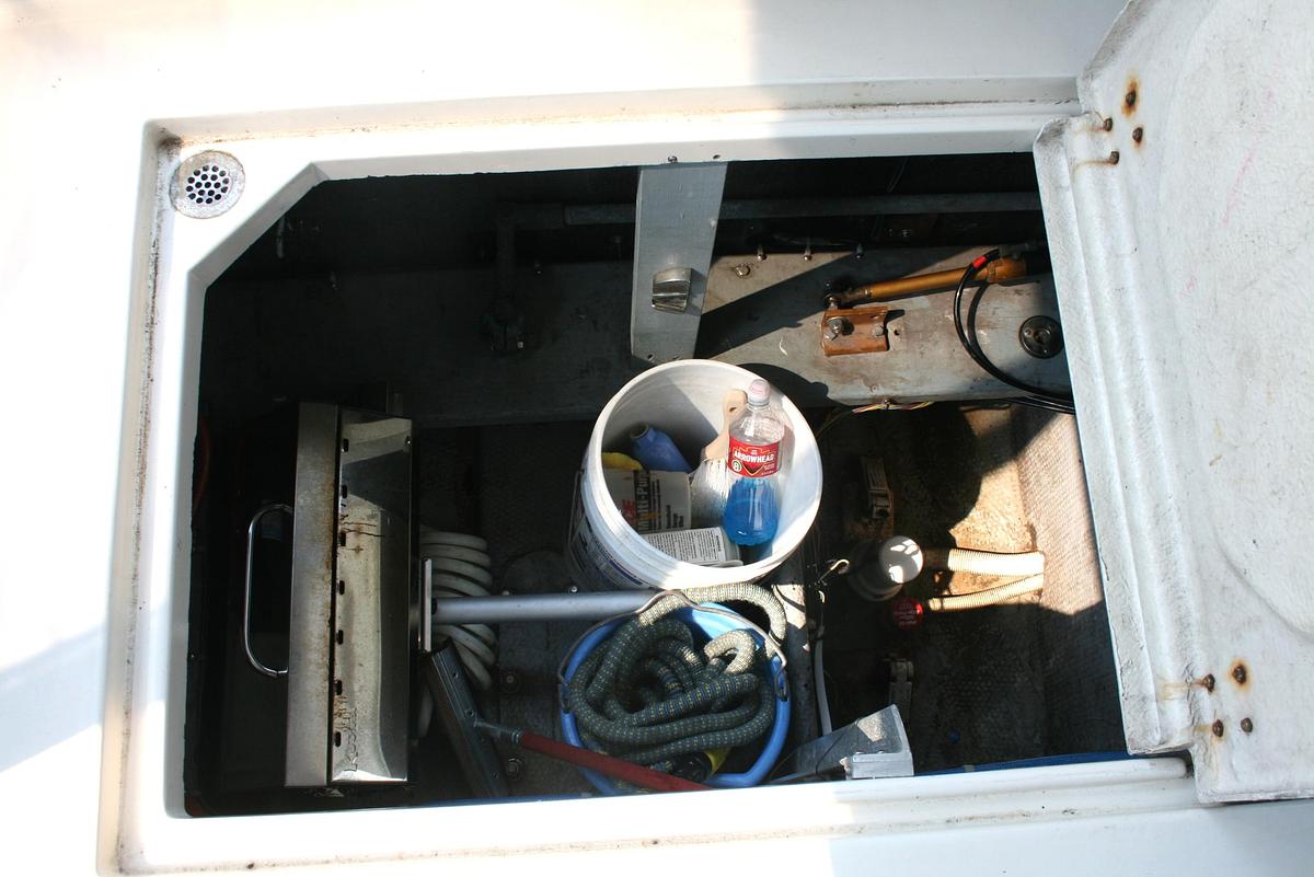 Used 1989 Silverton 34 C