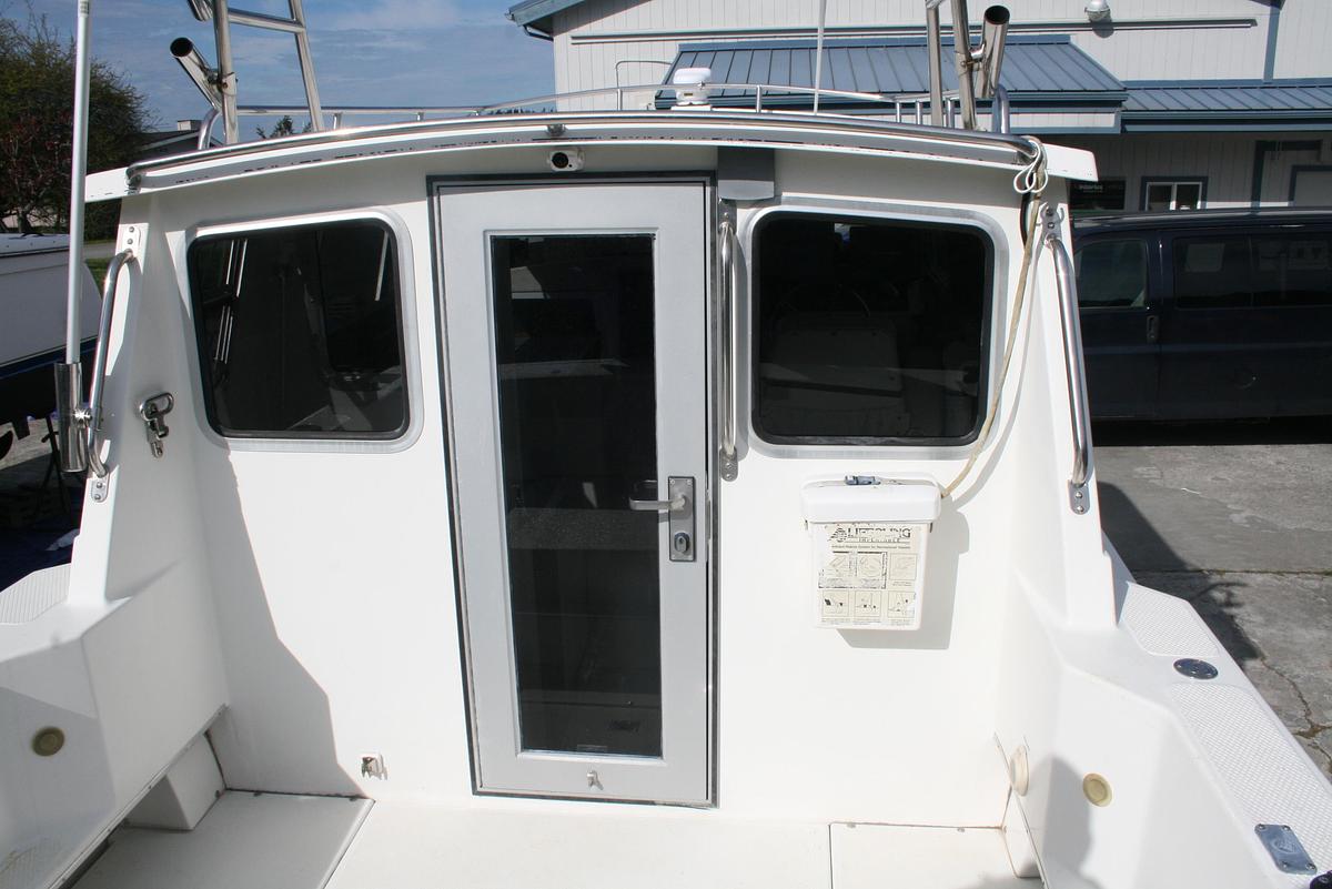 Used 2003 SeaSport 2400 Explorer