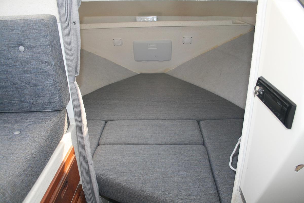 Used 2001 SeaSport 2400 Explorer