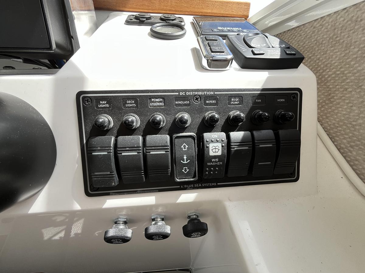 Used 2022 Sea Sport 24 Explorer