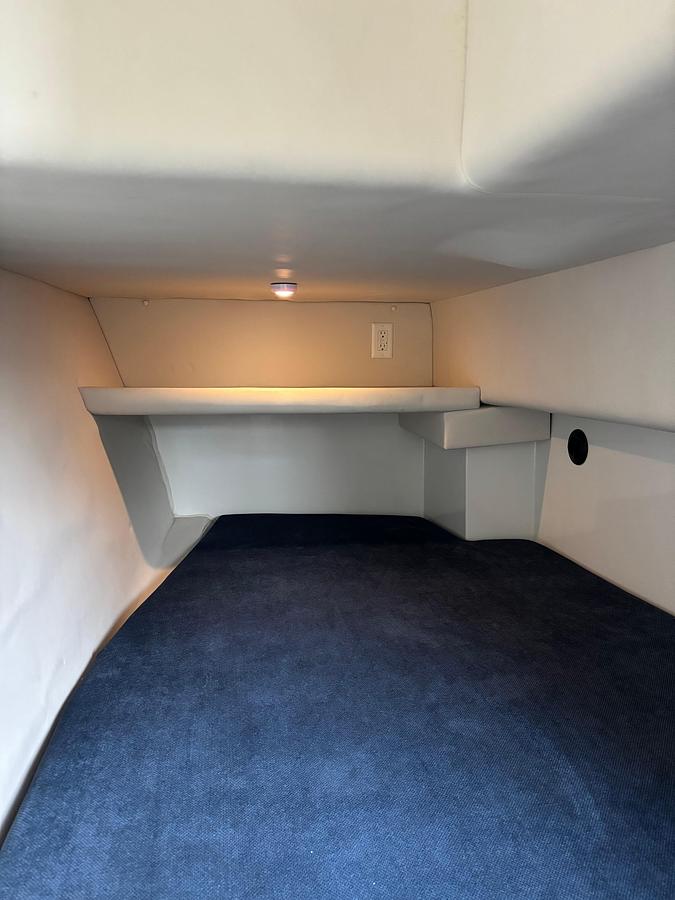 Used 2005 Ocean Sport Roamer 30 #12